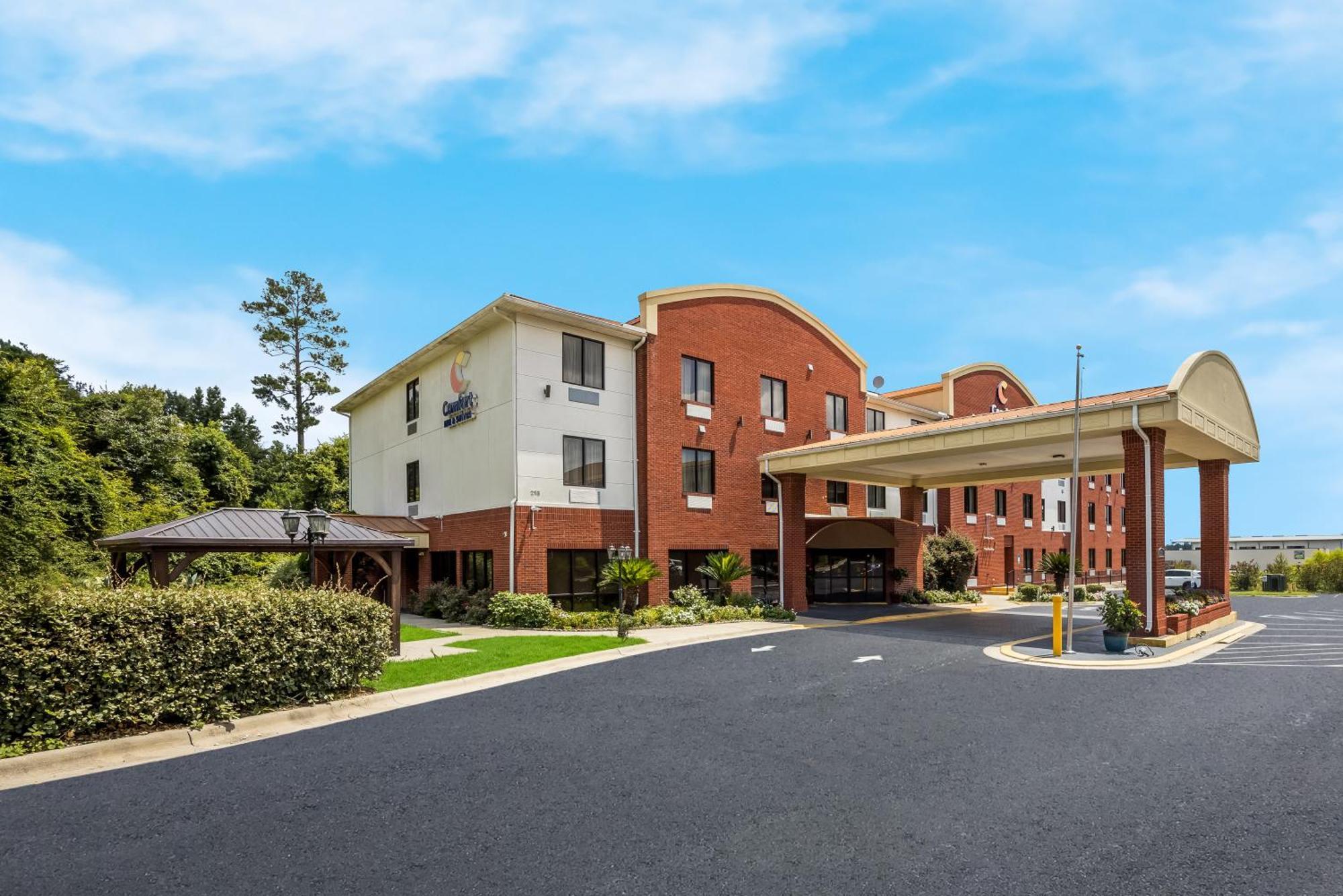 Comfort Inn & Suites Midway - Tallahassee West Eksteriør billede